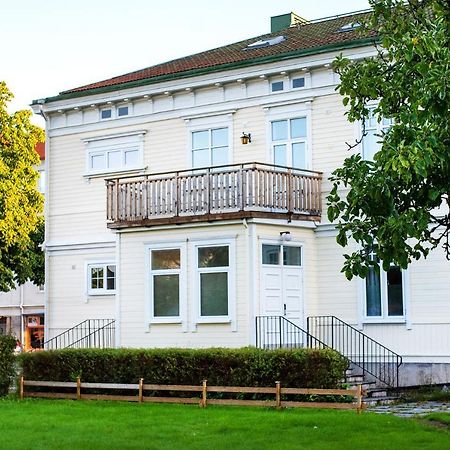 Vaenersborgs Vandrarhem Ngoại thất bức ảnh